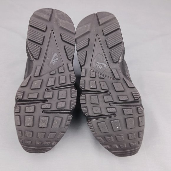 Nike Air Huarache Women's Running Shoes Triple Black DH4439 001 Sizes 6-7 - Picture 7 of 8